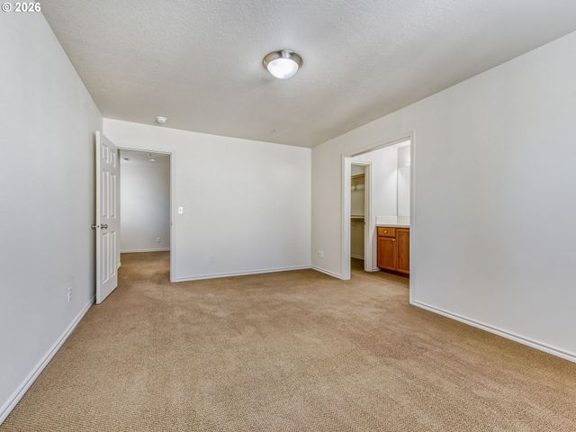 11165 Sw BARBER St, Wilsonville, OR 97070