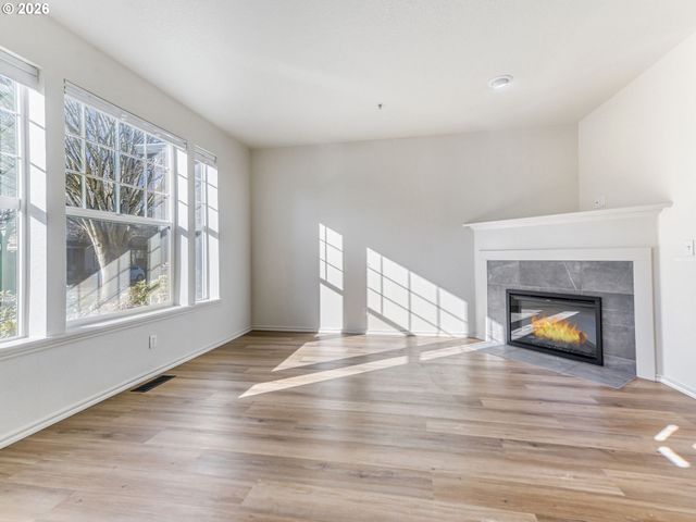 11165 Sw BARBER St, Wilsonville, OR 97070