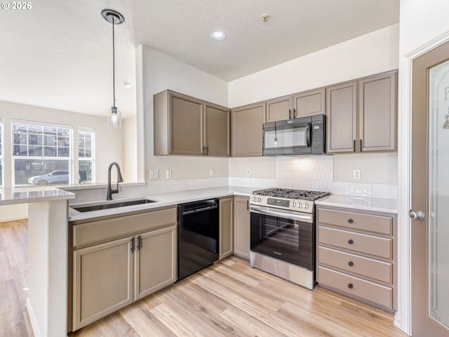 11165 Sw BARBER St, Wilsonville, OR 97070