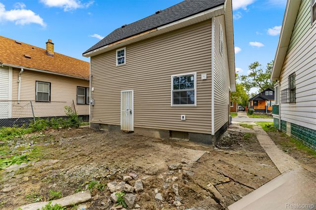 10017 Manor Street, Detroit, MI 48204