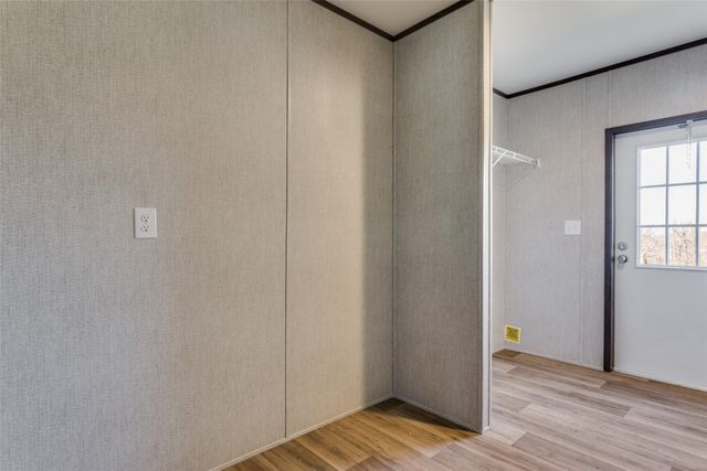 175 Cedar Drive, Azle, TX 76020