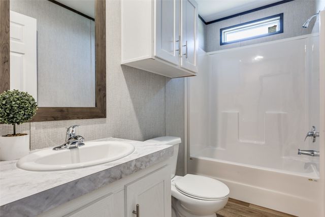 175 Cedar Drive, Azle, TX 76020