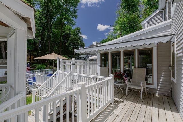 98 Randolph St, Weymouth, MA 02190