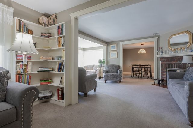 98 Randolph St, Weymouth, MA 02190