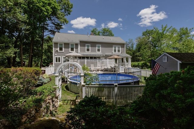 98 Randolph St, Weymouth, MA 02190