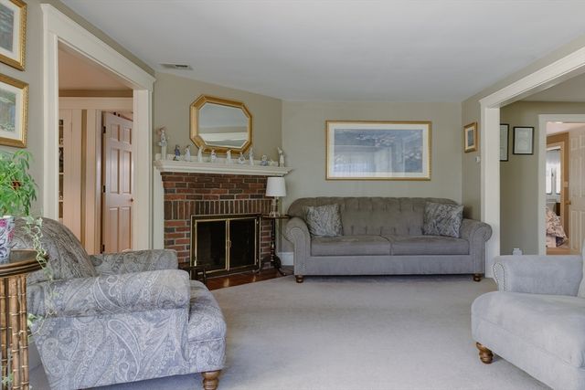 98 Randolph St, Weymouth, MA 02190