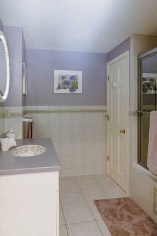 98 Randolph St, Weymouth, MA 02190