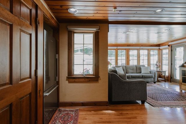 98 Randolph St, Weymouth, MA 02190