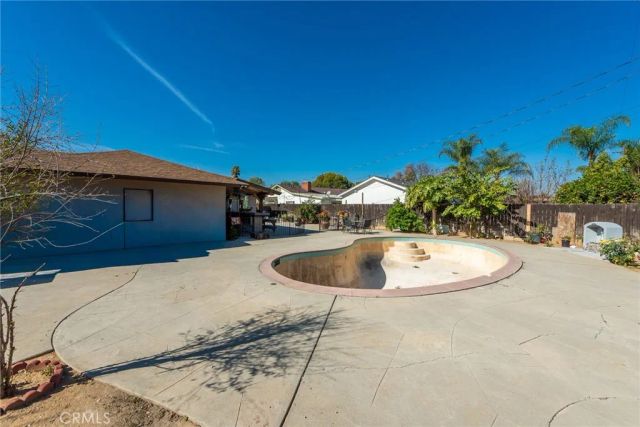 3869 Lafayette, Riverside, CA 92503