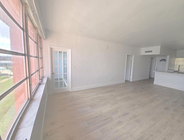 18555 NE 14th Avenue 709, Miami, FL 33179