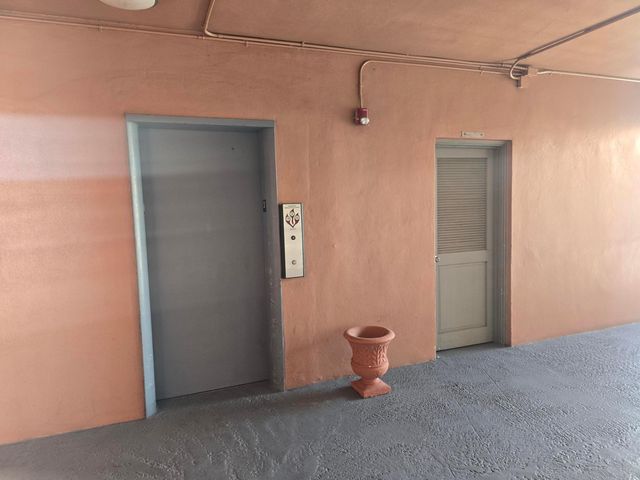 18555 NE 14th Avenue 709, Miami, FL 33179