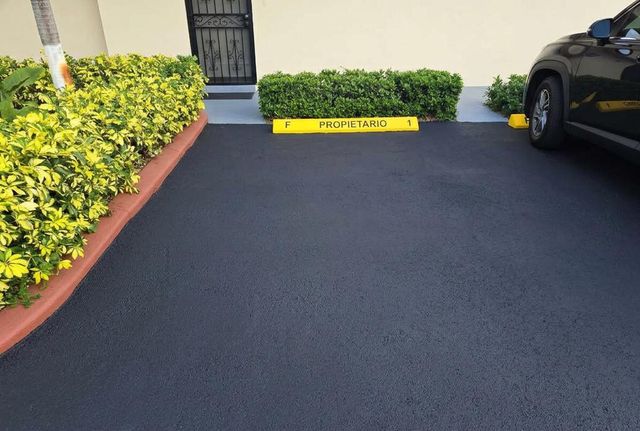 18555 NE 14th Avenue 709, Miami, FL 33179