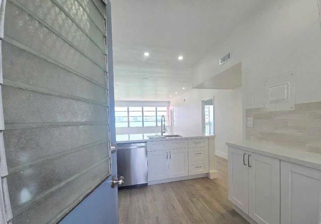 18555 NE 14th Avenue 709, Miami, FL 33179