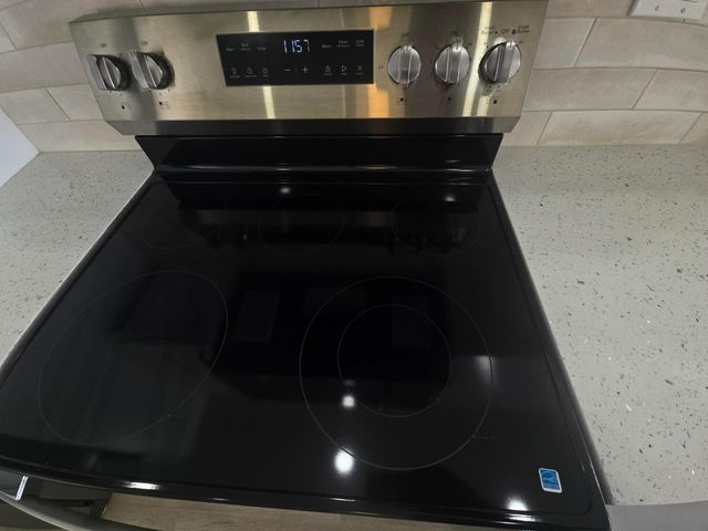 18555 NE 14th Avenue 709, Miami, FL 33179