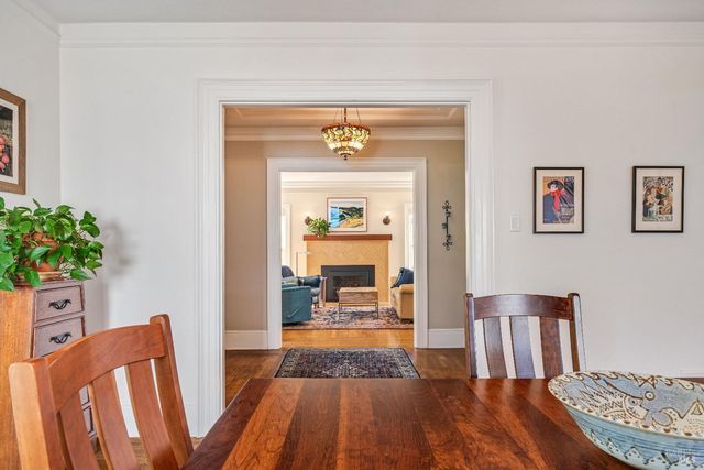 915 St Helena Ave, Santa Rosa, CA 95404