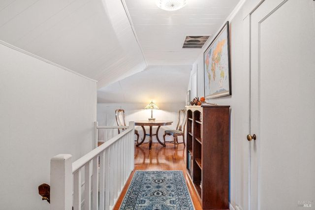 915 St Helena Ave, Santa Rosa, CA 95404