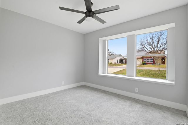 5446 Vista Trl, San Antonio, TX 78247