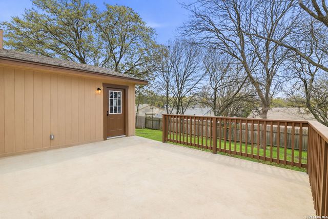 5446 Vista Trl, San Antonio, TX 78247