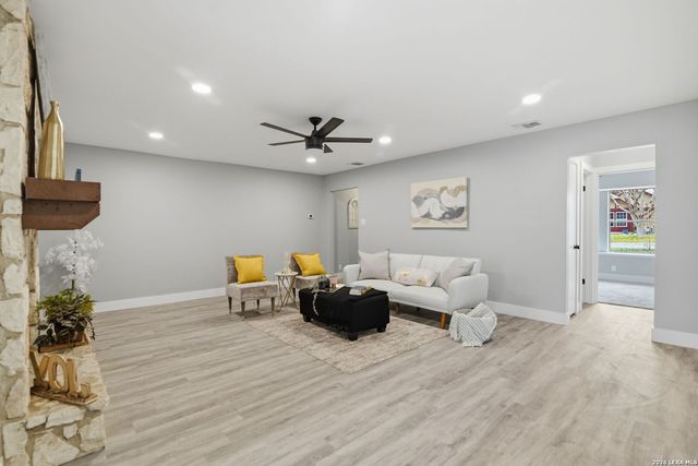 5446 Vista Trl, San Antonio, TX 78247