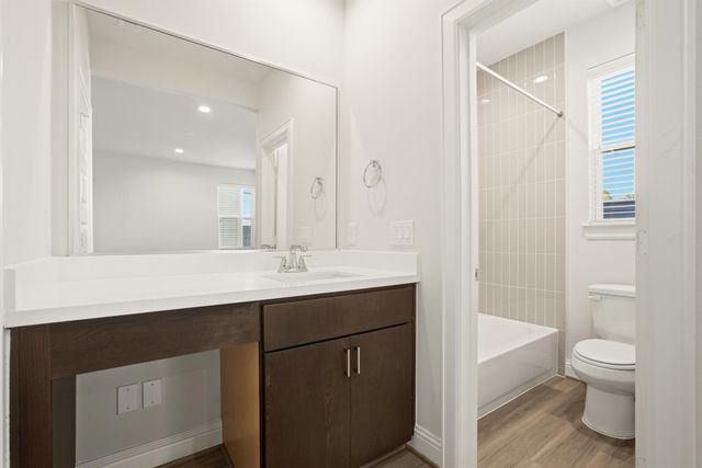 1811 Mills Street, Houston, TX 77026