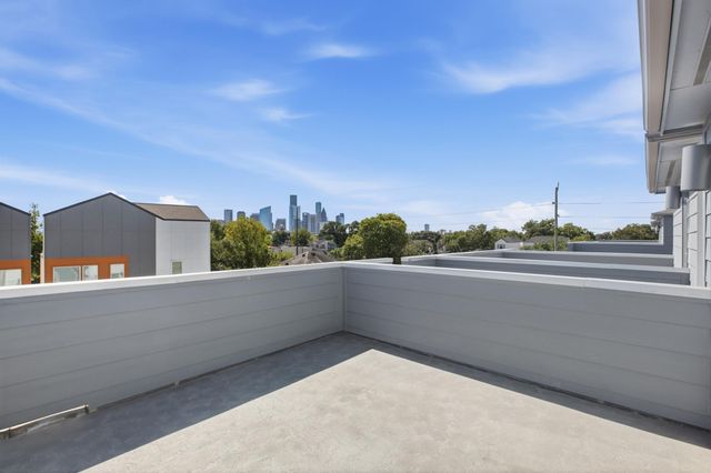 1811 Mills Street, Houston, TX 77026