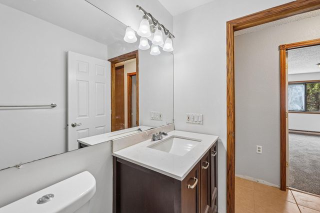 221 Grand Ave W 115, South Saint Paul, MN 55075