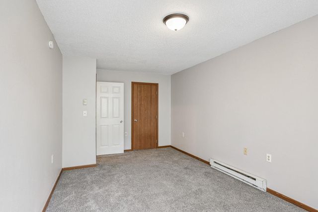 221 Grand Ave W 115, South Saint Paul, MN 55075