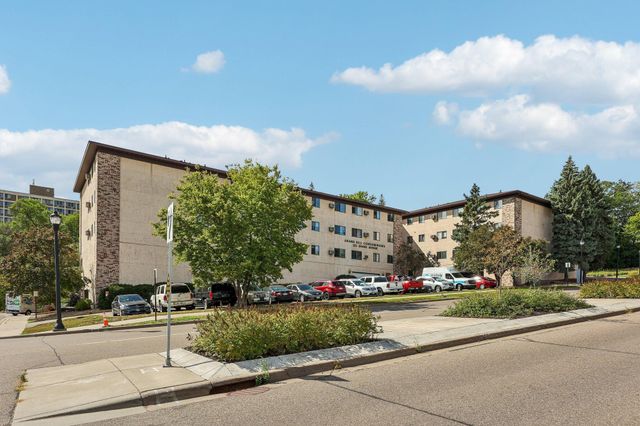 221 Grand Ave W 115, South Saint Paul, MN 55075