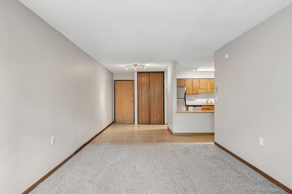 221 Grand Ave W 115, South Saint Paul, MN 55075 — photo 5