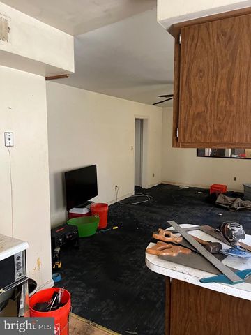 3919 PENNSYLVANIA AVE SE #101, Washington, DC 20020