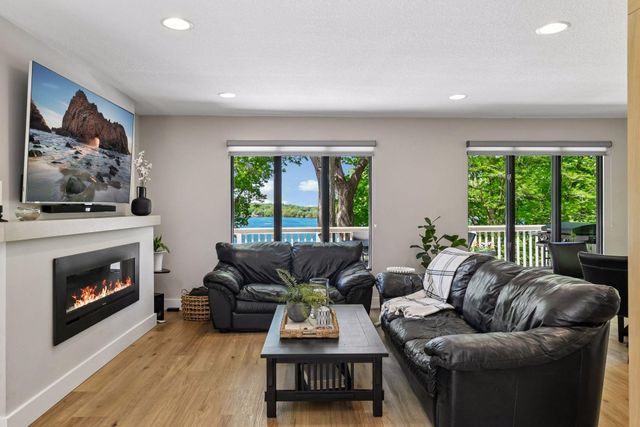 3337 Warner Lane, Mound, MN 55364