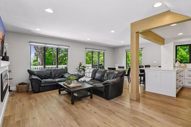 3337 Warner Lane, Mound, MN 55364