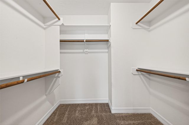 255 Mossy Meadow Drive, West Columbia, TX 77486