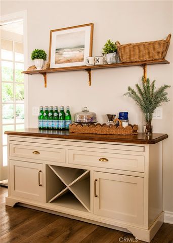 29528 Ridgeway, Agoura Hills, CA 91301