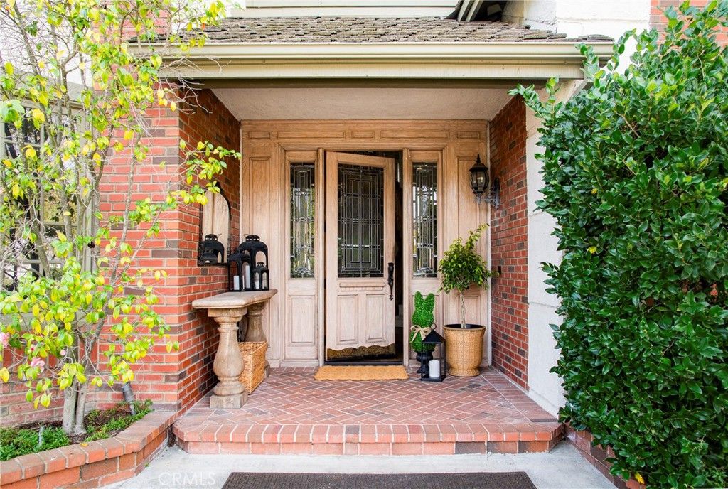 29528 Ridgeway, Agoura Hills, CA 91301