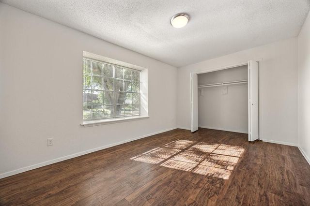 8204 West Gate BLVD A, Austin, TX 78745