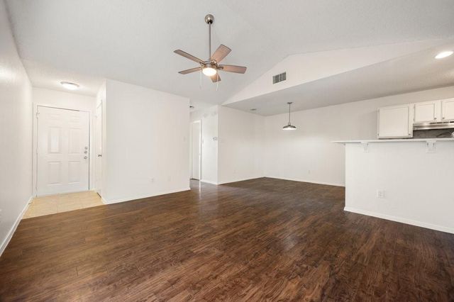 8204 West Gate BLVD A, Austin, TX 78745