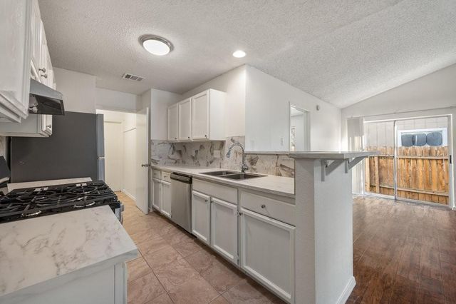 8204 West Gate BLVD A, Austin, TX 78745