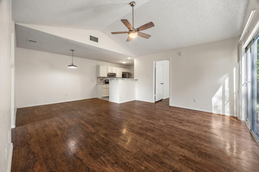 8204 West Gate BLVD A, Austin, TX 78745