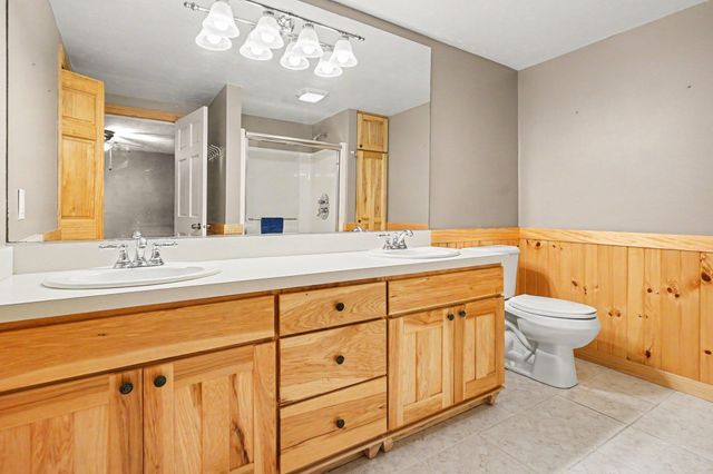 1538 W 32nd Street, Holland, MI 49423