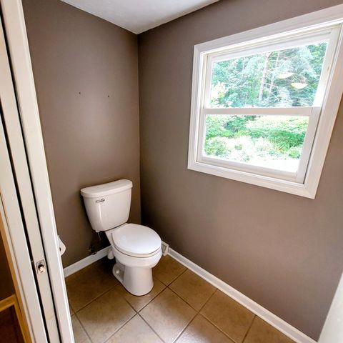 1538 W 32nd Street, Holland, MI 49423