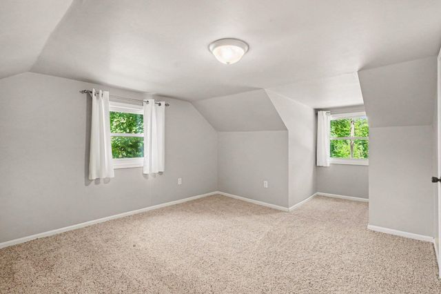 1538 W 32nd Street, Holland, MI 49423