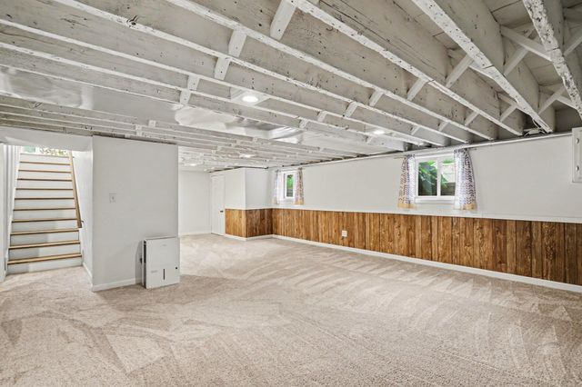 1538 W 32nd Street, Holland, MI 49423