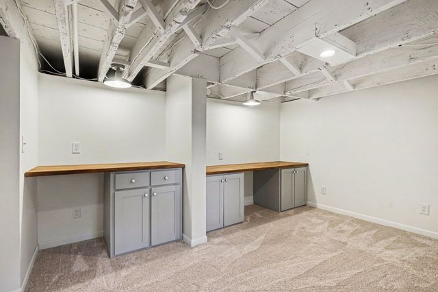 1538 W 32nd Street, Holland, MI 49423