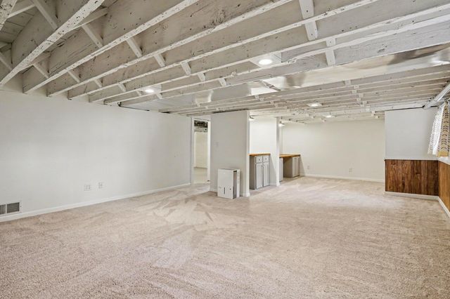1538 W 32nd Street, Holland, MI 49423
