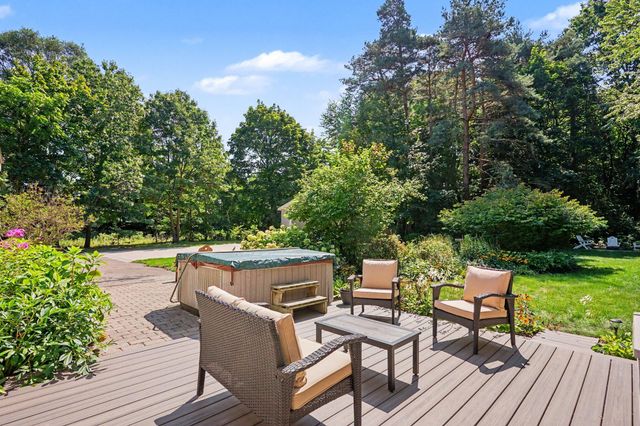 1538 W 32nd Street, Holland, MI 49423