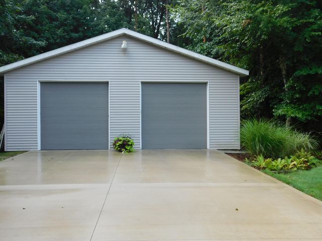 1538 W 32nd Street, Holland, MI 49423