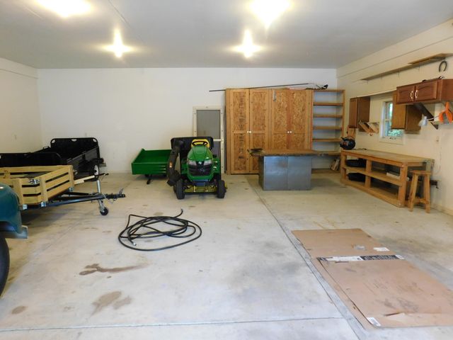 1538 W 32nd Street, Holland, MI 49423