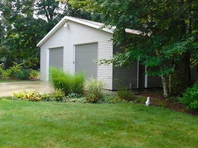 1538 W 32nd Street, Holland, MI 49423