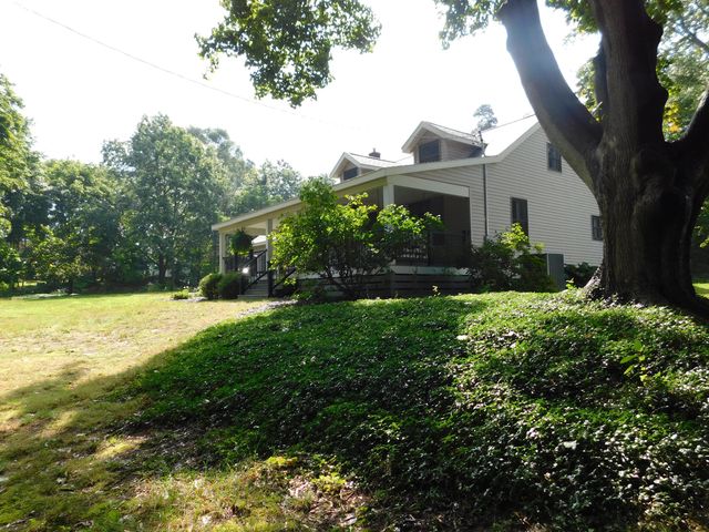 1538 W 32nd Street, Holland, MI 49423
